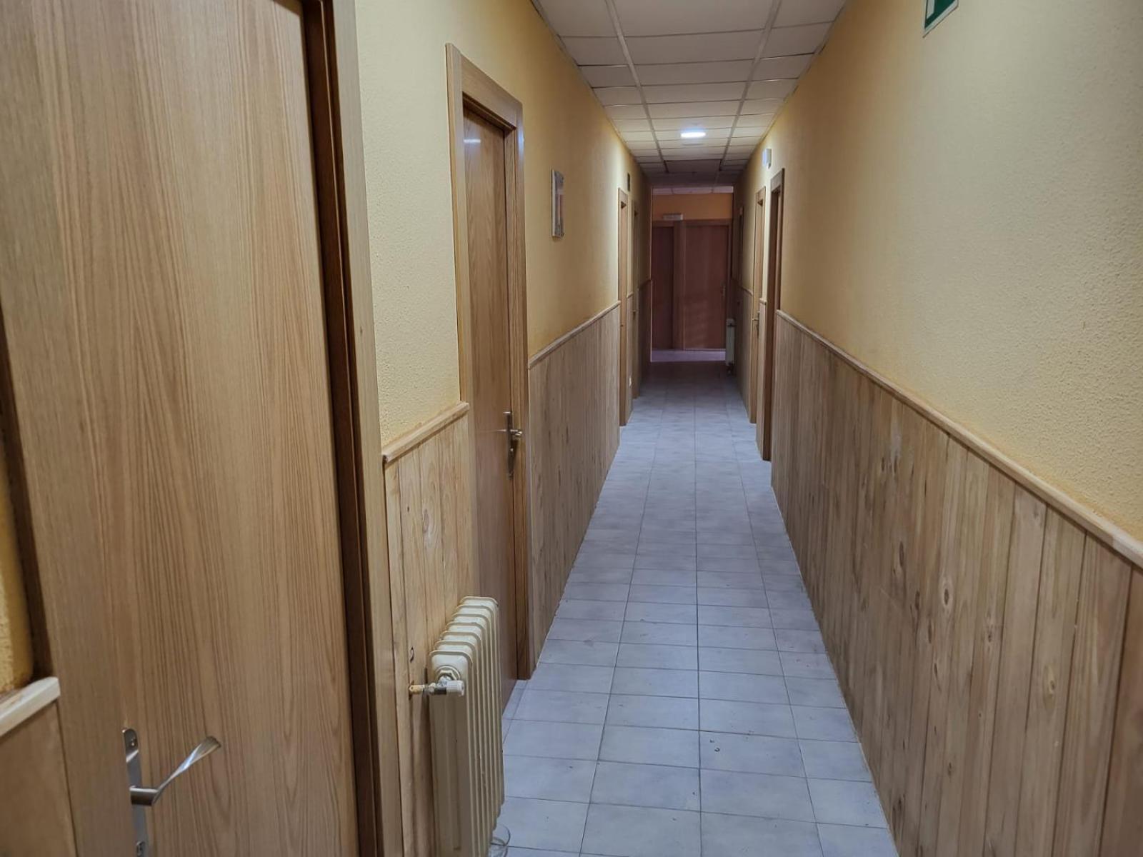 Albergue De Villamanin Екстер'єр фото