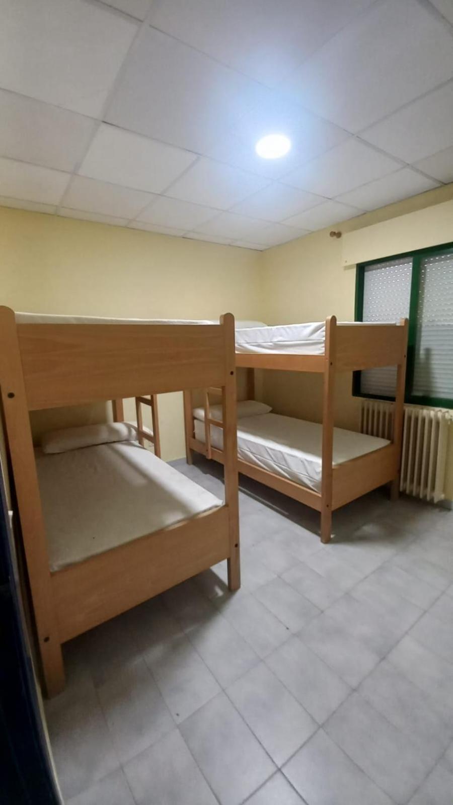 Albergue De Villamanin Екстер'єр фото
